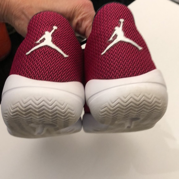 NIKE JORDAN ECLIPSE FUCHSIA TRAINERS RUNNING SNEAKERS MENS SIZE 8Y - Picture 10 of 16